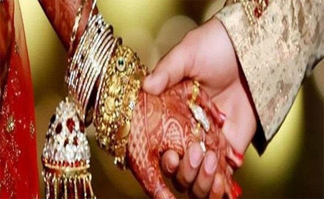 प्रेमी संग शादी टूटने से आहत छात्रा ने दी जान