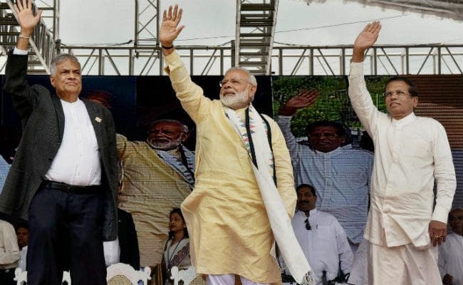 श्रीलंका में मोदी ने आतंकवाद पर पाक को घेरा, कहा-घृणा व हिंसा की मानसिकता विश्व शांति के लिए चुनौती