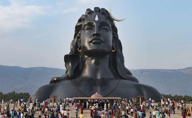 Dussehra Puja: पटना के आनंदपुरी में दिखेंगे आदियोगी, कोयंबटूर के तर्ज पर बन रहा है भव्य पंडाल