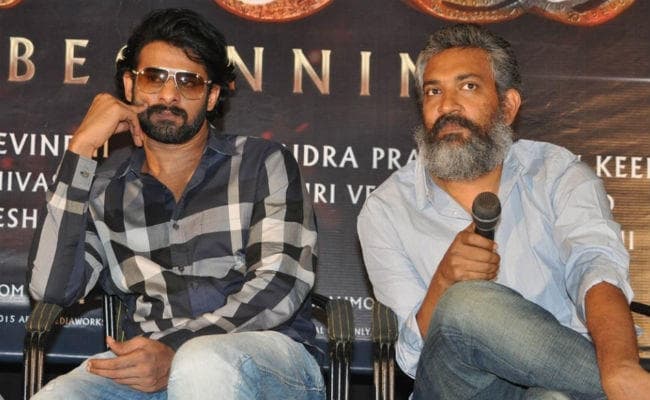 ''बाहुबली'' के एक सीन में नजर आ चुके हैं निर्देशक राजामौली, क्‍या आपको याद है...?