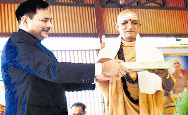 पद्मभूषण सम्मान से अलंकृत हुए स्वामी निरंजनानंद सरस्वती