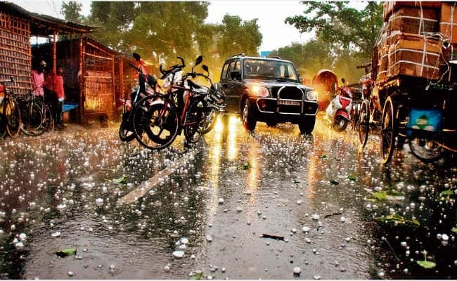मुजफ्फरपुर में मौसम बदला, पड़े 500 ग्राम तक के ओले