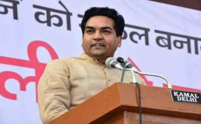 कपिल मिश्रा ने खत्म किया अनशन, केजरीवाल के खिलाफ आज कराएंगे सीबीआई में केस दर्ज