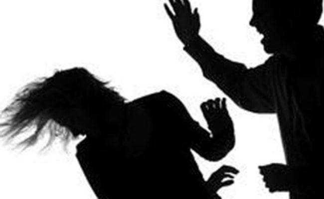 जानें किसने कि एक्‍ट्रेस आलिया के साथ मारपीट