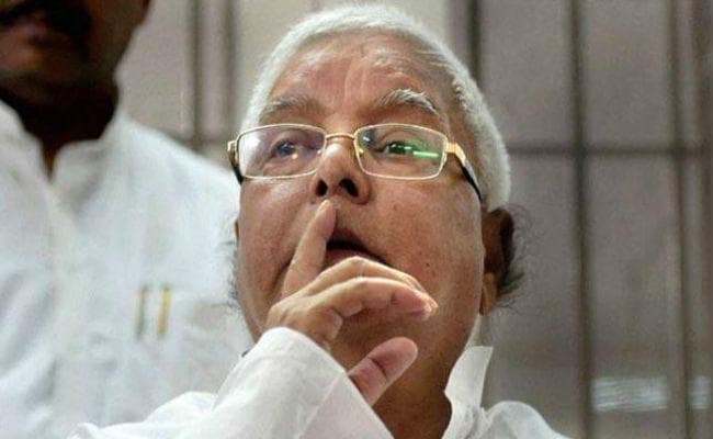 लालू परिवार, मीसा भारती, प्रेमचंद गुप्ता के बेटे के ठिकानों पर आयकर विभाग की छापेमारी