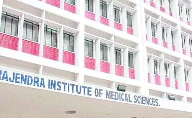 रिम्स : लेक्चर थियेटर में लगेंगे सीसीटीवी, शिक्षक-छात्रों की होगी मॉनिटरिंग