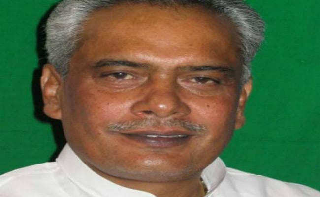 कितना जानते हैं आप बिहार के दबंग पूर्व सांसद प्रभुनाथ सिंह को?