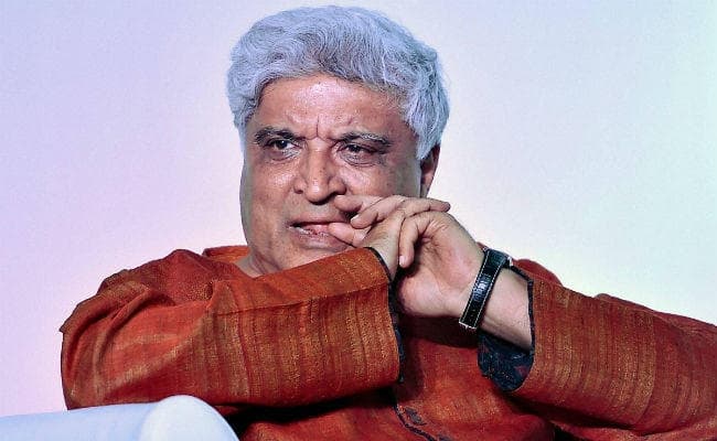 फरहान की 10 साल की बेटी ने किया सिगिंग में डेब्‍यू, जावेद अख्‍तर ने किया ट्वीट