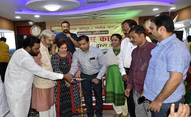 प्रभात खबर संगोष्ठी : जात, धर्म, रिश्तेदारी परे रख कर चुनें अपना पार्षद