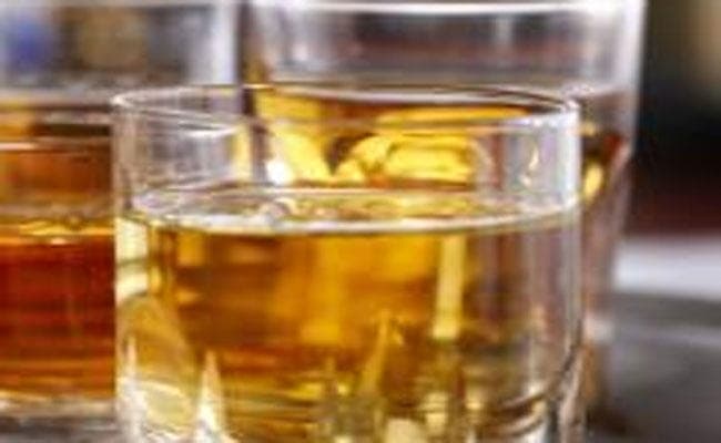 महिला को जबरन शराब पिला दुष्कर्म का प्रयास