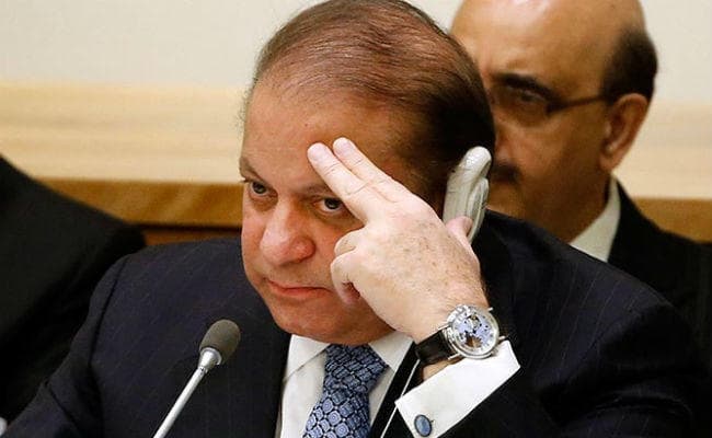 पनामा पेपर्स मामला : पाकिस्तानी वकीलों ने नवाज शरीफ को पद छोड़ने के लिए दिया 7 दिन का अल्टीमेटम