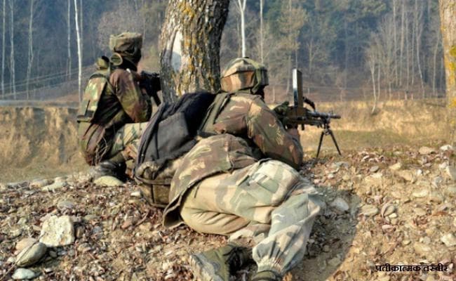 नौगाम में नियंत्रण रेखा पर मुठभेड़ : चार आतंकी ढेर, तीन जवान शहीद