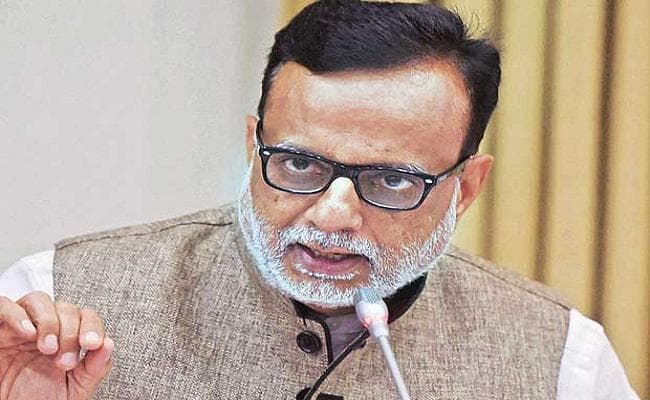 राजस्व सचिव हसमुख अधिया का दावा, GST से दो फीसदी कम होगी महंगाई