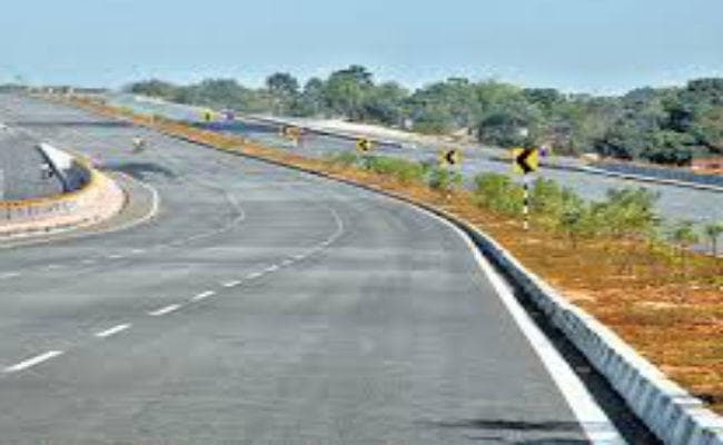 तीन जिलों से पटना की घटेगी दूरी, 40 किलोमीटर कम होगा एयरपोर्ट का सफर, 4200 करोड़ की लागत से बनेगा 6 लेन पुल
