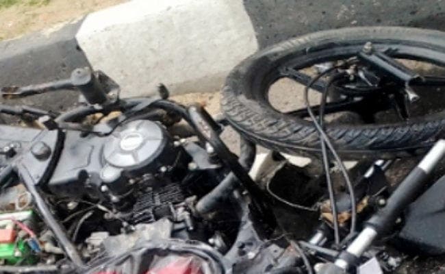 खूंटी : मोटरसाइकिल में भिडंत से दो घायल, रिम्स रेफर