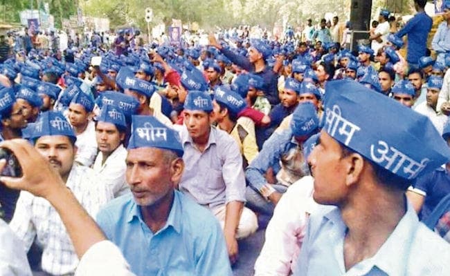 दलित राजनीति में नयी सुगबुगाहट