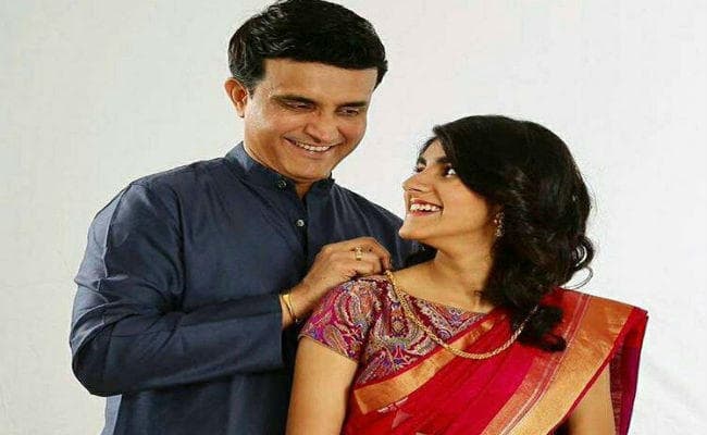 ‘दादा’ सौरव गांगुली के साथ बेटी सना का फोटो वायरल