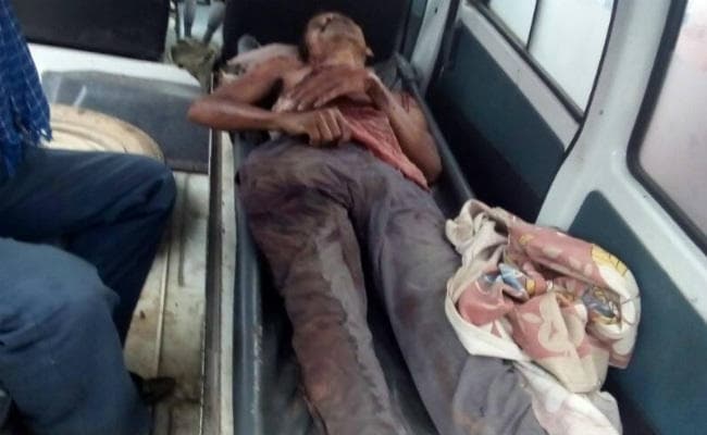 गोमिया : नक्सलियों ने की एक ग्रामीण की हत्या, मोबाइल टॉवर में लगायी आग