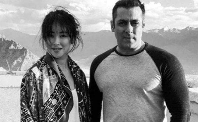 ''ट्यूबलाइट'' का प्रचार करने भारत आयेंगी चीनी अभिनेत्री झू झू