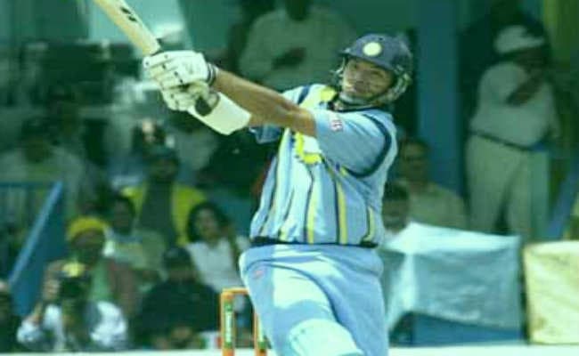 VIDEO चैंपियंस ट्रॉफी : 17 साल पहले जब पहली बार दुनिया ने देखी थी युवराज सिंह की तूफानी पारी