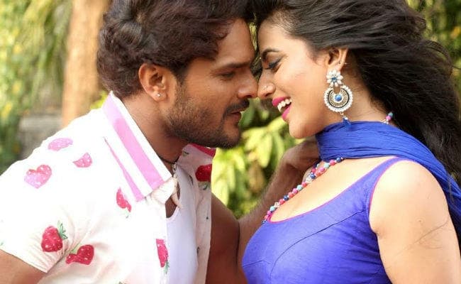 विवादों के बाद फिर खेसारीलाल संग नजर आयेंगी अक्षरा सिंह