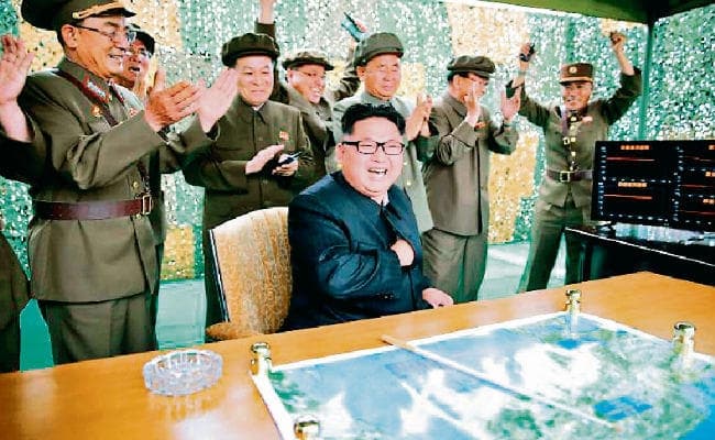 उत्तर कोरिया का पैंतरा : वैश्विक शांति के लिए बड़ी चुनौती बन सकते हैं किम जोंग उन