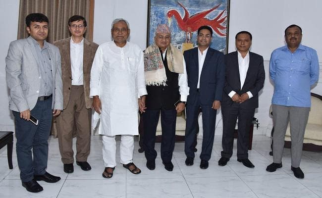 नेपाल के राजदूत दीप कुमार उपाध्याय ने मुख्यमंत्री नीतीश कुमार से की मुलाकात