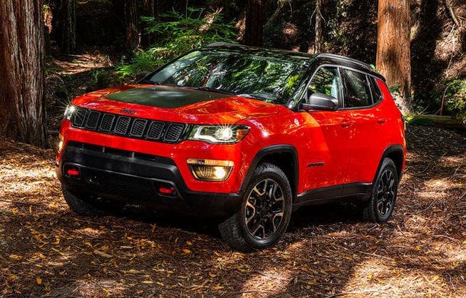 फिएट पेश करेगी पहली मेड-इन-इंडिया जीप Compass, जानें इसके पावरफुल फीचर्स आैर कीमत