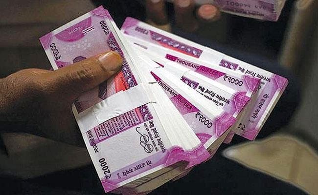 नकली नोट का कुख्यात बांग्लादेशी तस्कर गिरफ्तार