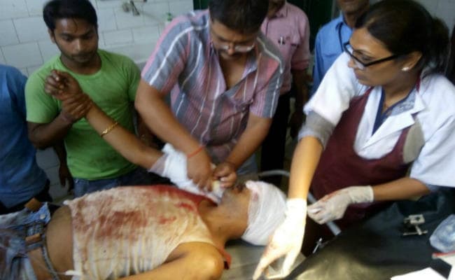 हजारीबाग गैंगवार : लखन साव दिल्ली  शिफ्ट, गंभीर अवस्था में एयर एंबुलेंस से दिल्ली ले जाया गया