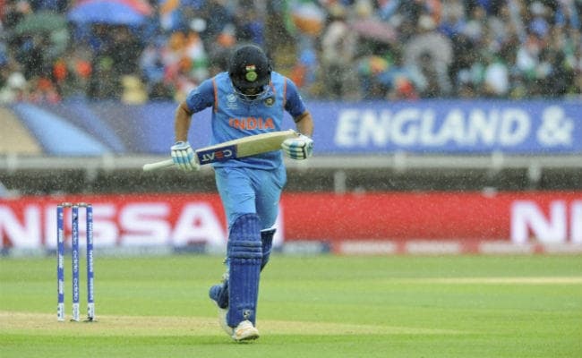INDvPAK : भारत-पाकिस्‍तान मैच पर बारिश का खतरा बरकरार