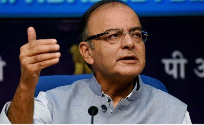 ...तो क्‍या निजी हाथों में चला जायेगा एयर इंडिया, जेटली ने की निजीकरण की वकालत