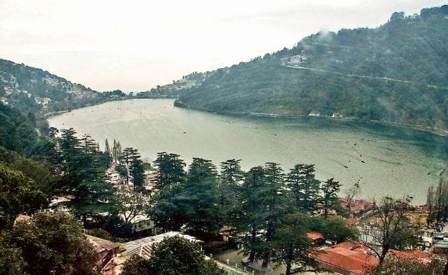 मरना एक झील का