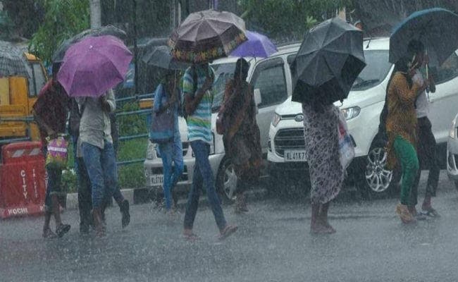 रांची : बारिश की फुहार से मौसम में आयी बहार, तापमान गिरा तो लोगों ने ली राहत की सांस, VIDEO