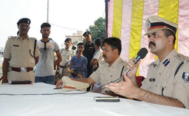बिहार : DIG विकास वैभव ने शुरू की नयी पुलिसिंग, जनता और पुलिस मिलकर रोक रही क्राइम