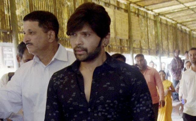 22 साल बाद टूट गया हिमेश रेशमिया और कोमल का रिश्‍ता, सोनिया कपूर को लेकर कही ये बात...