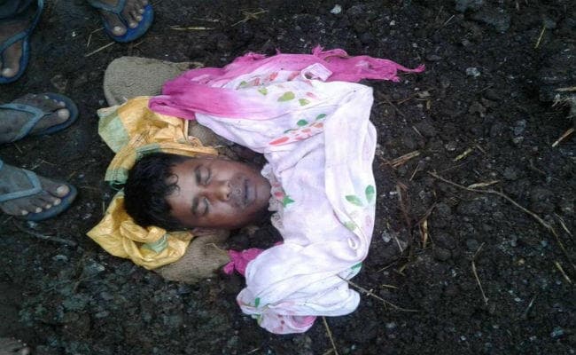 लोहरदगा : खेत में काम करने गये तीन लोगों की वज्रपात से मौत