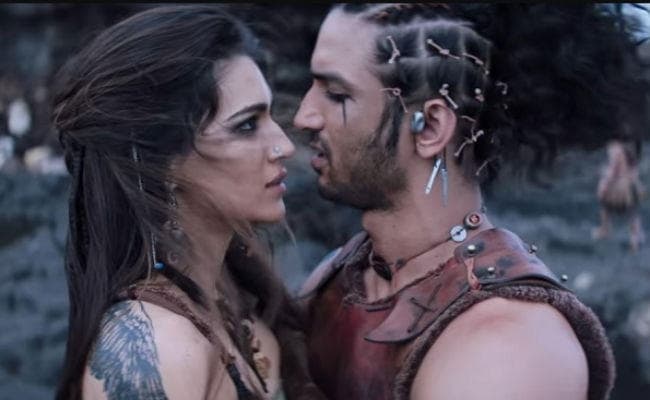 फिल्‍म रिव्‍यू ''राब्‍ता'': अभिनय दमदार लेकिन कहानी कमजोर...