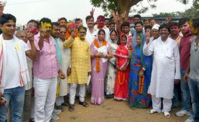 बिहार नगर निकाय चुनाव : डुमरांव की सरताज बनीं विभा, आशा को मिली निराशा