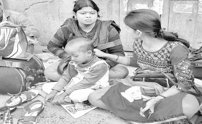 VIDEO: हे भगवान! किस घड़ी में हम दार्जिलिंग घूमने आये, दोबारा नहीं आयेंगे