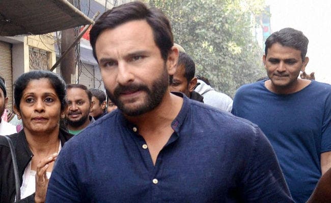 मुश्किल में सैफ अली खान, बीएमसी ने भेजा नोटिस