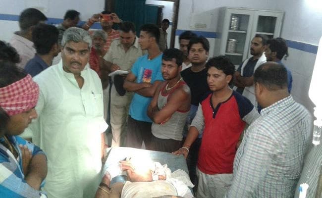 VIDEO : नशे में धुत एम्बुलेंस चालक ने आधा दर्जन लोगों को रौंद डाला, 2 की मौत, तीन की हालत गंभीर