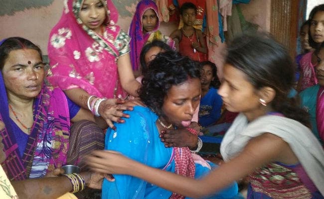 सीवान : सड़क दुर्घटना में किशोर की मौत, दो गंभीर