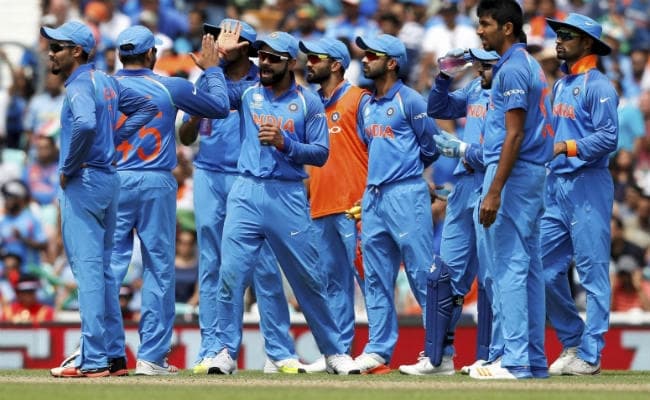 #ChampionsTrophy 2017 : गेंदबाजों की बदौलत भारत ने द. अफ्रीका को 8 विकेट से रौंदा, भारत शान से सेमीफाइनल में