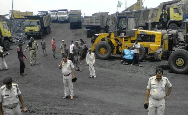 साइडिंग से ढुल्लू महतो के समर्थकों ने 22 राउंड फायरिंग कर रणविजय समर्थकों को खदेड़ा, इलाके में दहशत