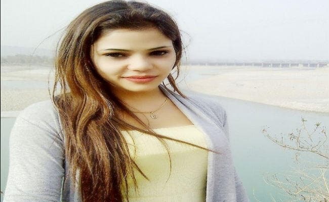 कृतिका चौधरी की तरह इन 6 बॉलीवुड अभिनेत्र‍ियों की भी हो चुकी है रहस्‍यमयी मौत, तसवीरें...