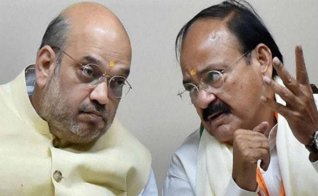 सुबह-सुबह वेंकैया नायडू के घर डोसा खाने पहुंचे अमित शाह, जानें क्या था असल मकसद