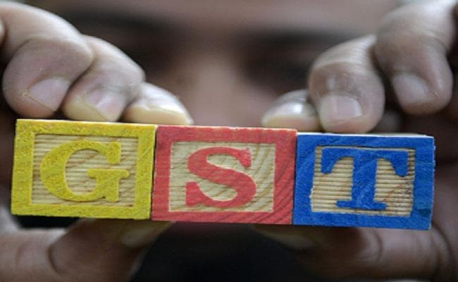 केंद्र सरकार ने साफ की स्थिति, कहा- अफवाहों पर न दें ध्यान, एक जुलाई से ही लागू होगा GST