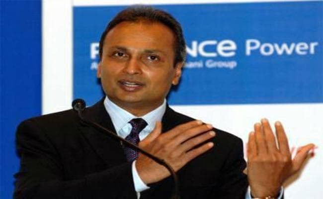 कर्ज के बोझ से हांफ रही रिलायंस कम्युनिकेशन, अनिल अंबानी इस साल नहीं लेंगे तनख्वाह