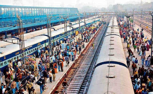 रेलवे टिकट बुकिंग पर मिलेगा 50 रुपये का कैशबैक, जानें कैसे